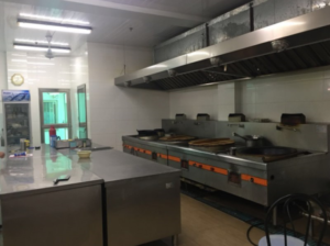 申虹敬老院
